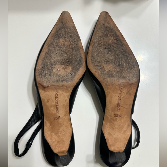 Manolo Blahnik Carolyne 90 - Picture 10 of 12